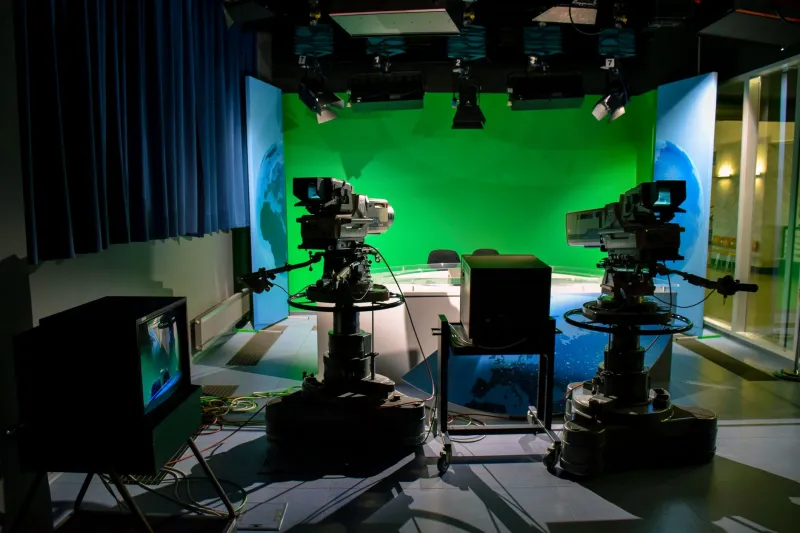 One Game, Dozens of Licenses: How ISO 21000-6 Brings Order to Sports Broadcasting's Multi-Tier Rights Problem